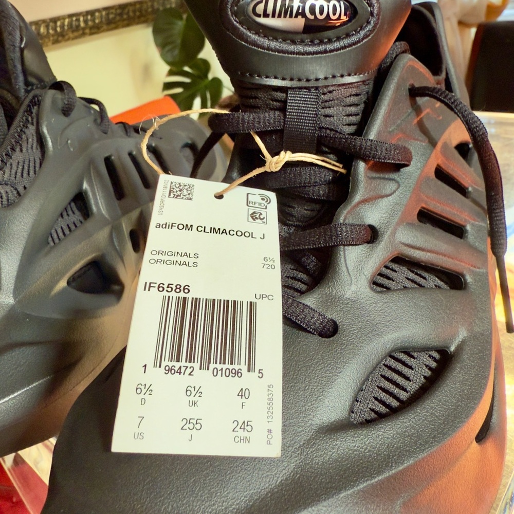 ADIDAS Adifom Climacool J Sneakers Unisex Kids Core Black-brand new w/o box - Picture 5 of 7